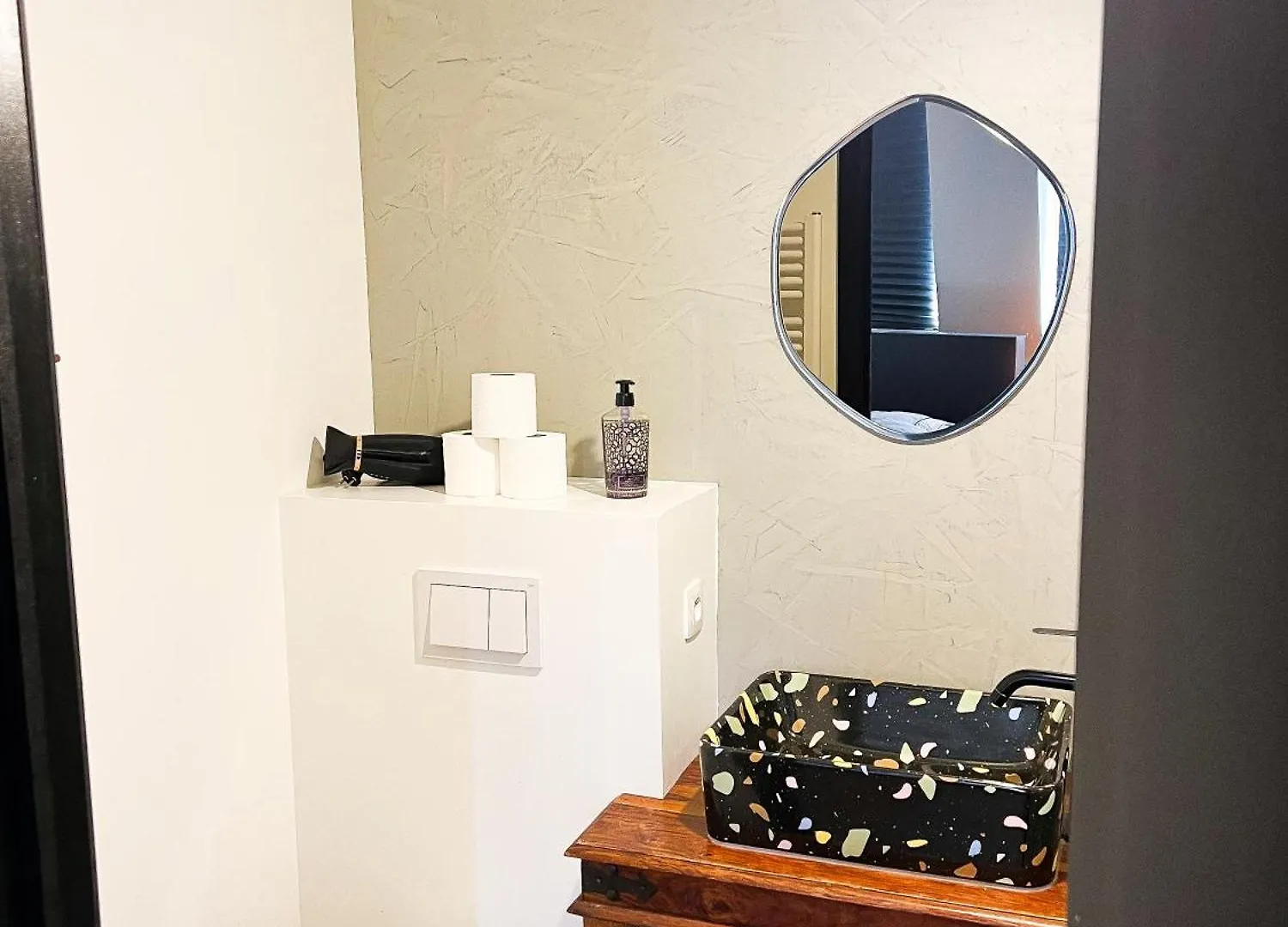 San Home'S Antwerp Apartment
